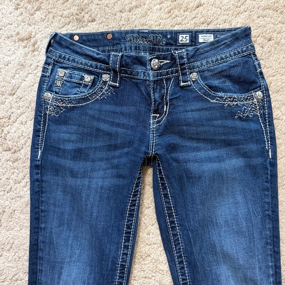 Miss Me Jeans Size 25 Boot Cut Low Rise y2K Rhinestone Sequin Pockets Blue - Picture 3 of 8